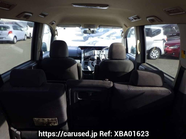 Used 2010 AT toyota noah ZRR70W Image[27]