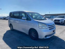 Toyota Noah ZRR70G