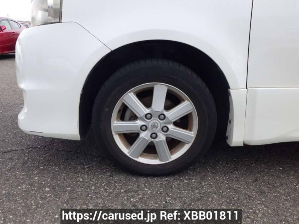 Used 2010 AT toyota voxy ZRR70W Image[35]