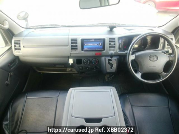 Used 2004 AT toyota regiusace-van KDH205V Image[16]