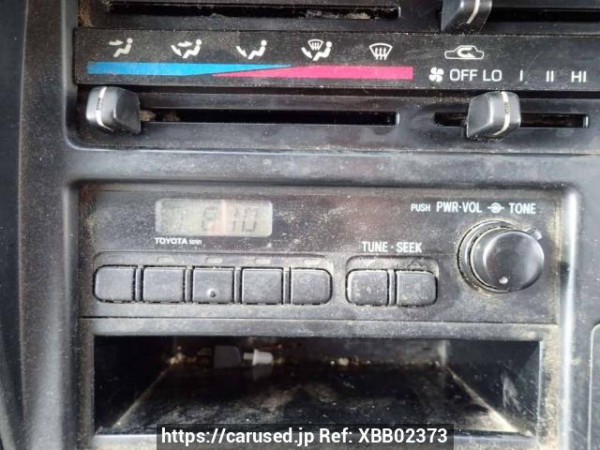 Used 2003 AT toyota hiace-van TRH112V Image[18]