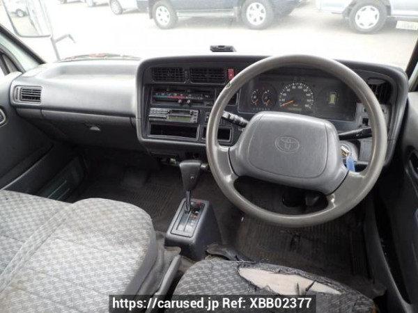 Used 2004 AT toyota hiace-van TRH112V Image[14]