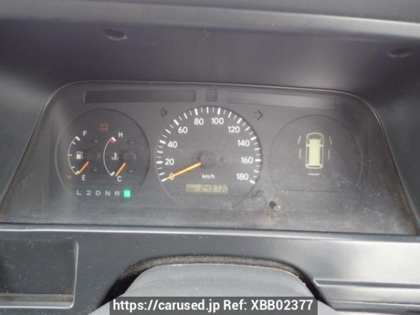 Used 2004 AT toyota hiace-van TRH112V Image[15]