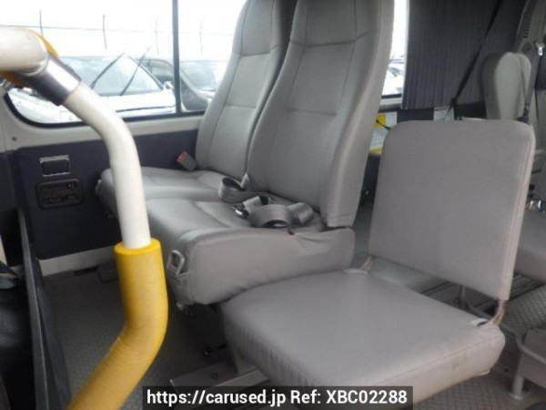 Used 2004 AT toyota hiace-van TRH112K Image[14]