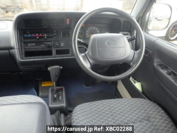 Used 2004 AT toyota hiace-van TRH112K Image[19]