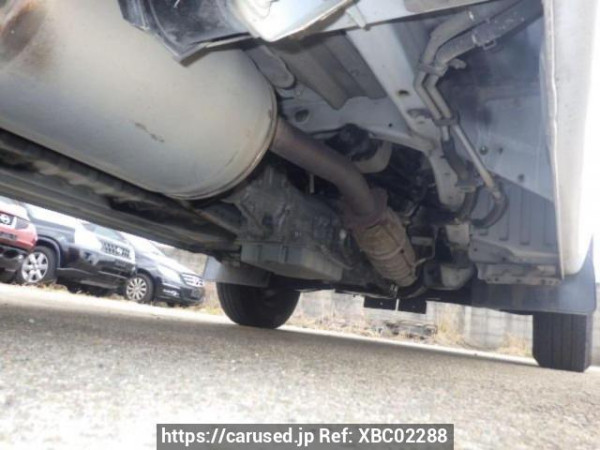 Used 2004 AT toyota hiace-van TRH112K Image[32]