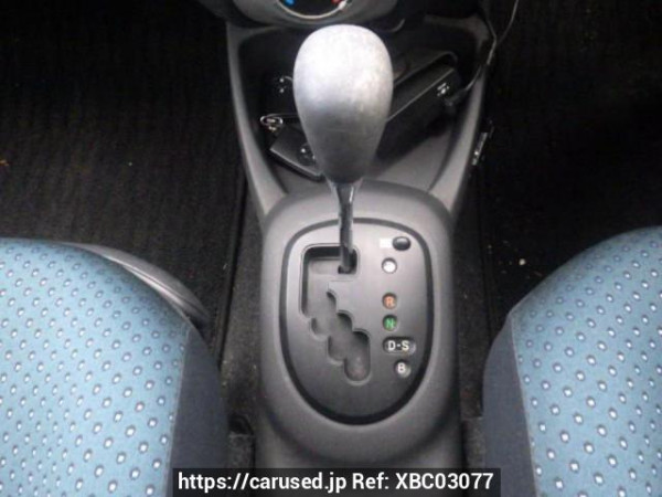 Used 2005 AT toyota vitz SCP90 Image[21]