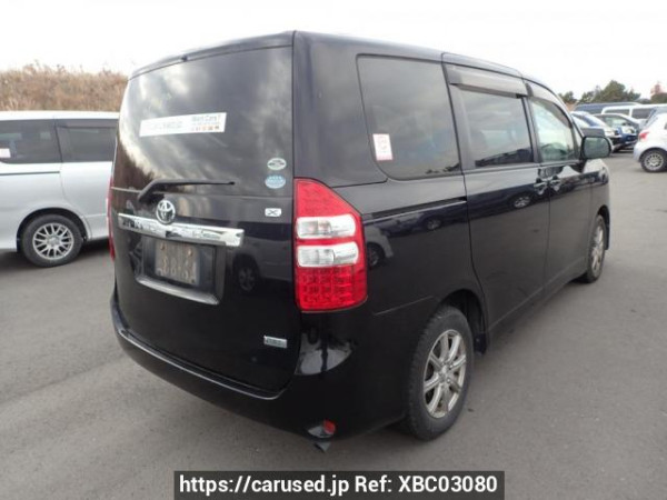 Used 2010 AT toyota noah ZRR70G Image[5]
