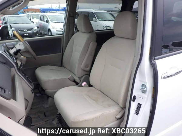 Used 2009 AT toyota noah ZRR70W Image[22]