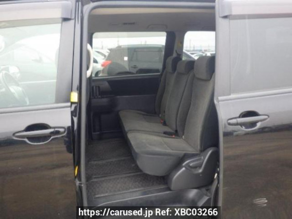 Used 2010 AT toyota noah ZRR70G Image[14]