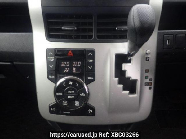 Used 2010 AT toyota noah ZRR70G Image[23]