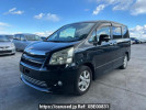 Toyota Noah ZRR70W