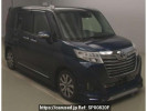 Toyota Roomy M900A