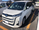 Toyota Noah ZWR90W