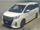 Toyota Noah ZRR85W