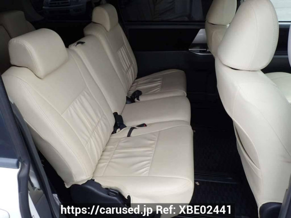 Used 2008 AT toyota voxy ZRR70W Image[13]