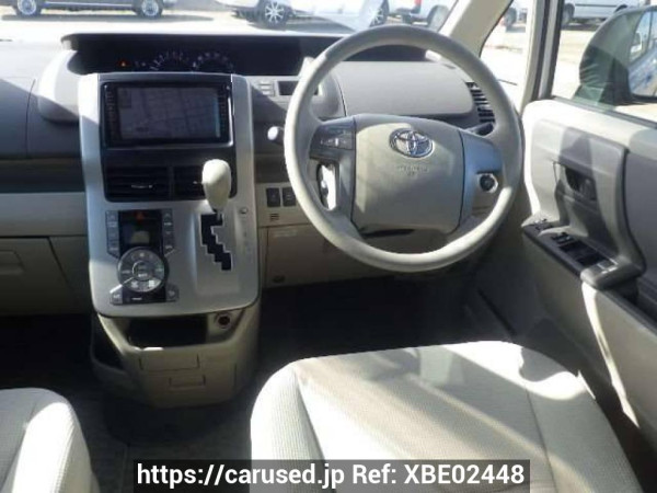 Used 2009 AT toyota noah ZRR70G Image[19]