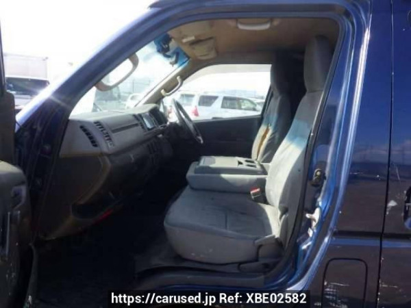 Used 2006 AT toyota regiusace-van KDH200V Image[12]