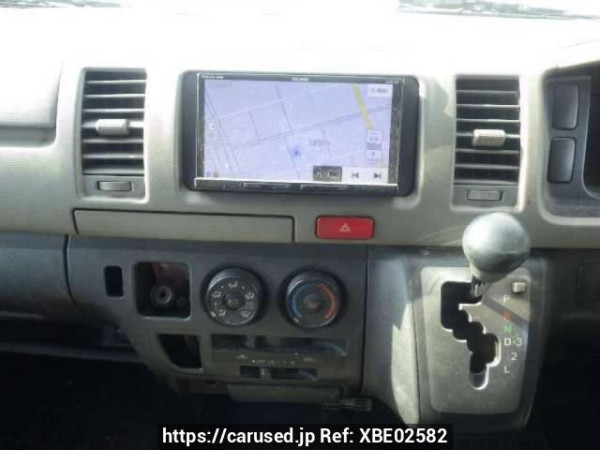Used 2006 AT toyota regiusace-van KDH200V Image[19]