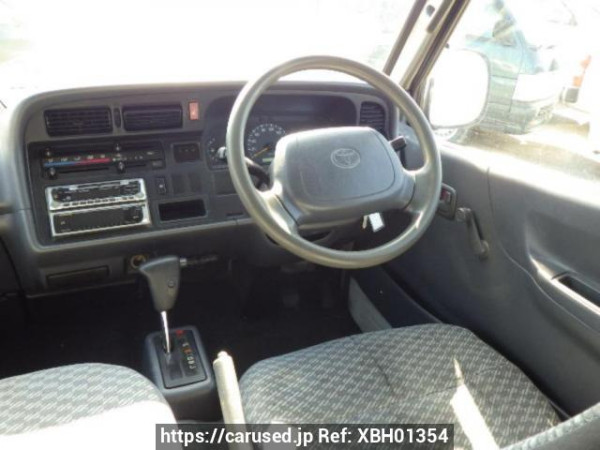 Used 2001 AT toyota hiace-van RZH102V Image[22]