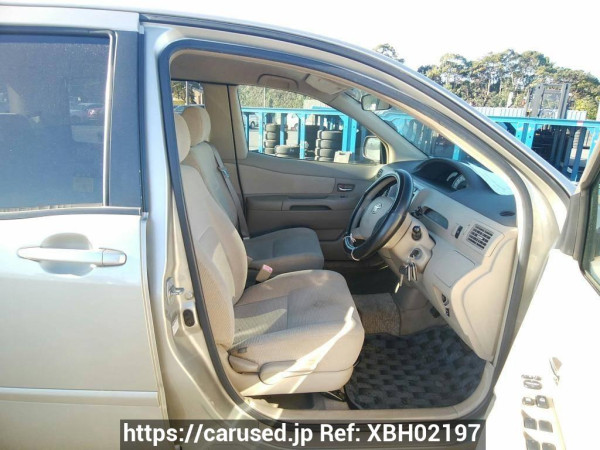 Used 2004 AT toyota raum NCZ20 Image[12]