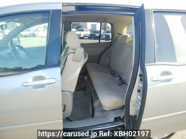 Used 2004 AT toyota raum NCZ20 Image[15]