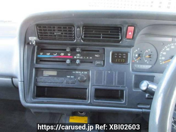 Used 2003 AT toyota hiace-van TRH112V Image[22]