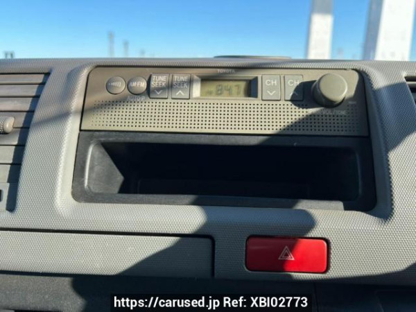 Used 2006 AT toyota regiusace-van TRH200V Image[24]