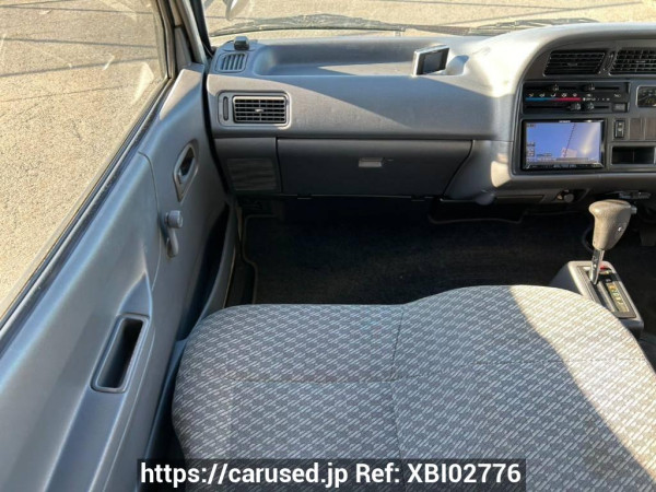 Used 2001 AT toyota hiace-van RZH112V Image[17]