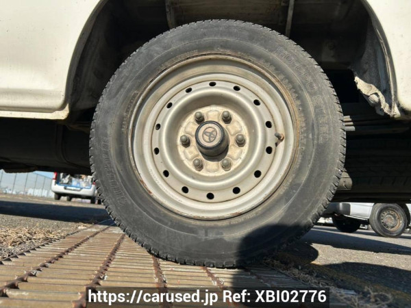 Used 2001 AT toyota hiace-van RZH112V Image[30]