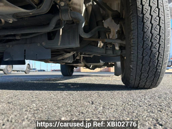 Used 2001 AT toyota hiace-van RZH112V Image[32]