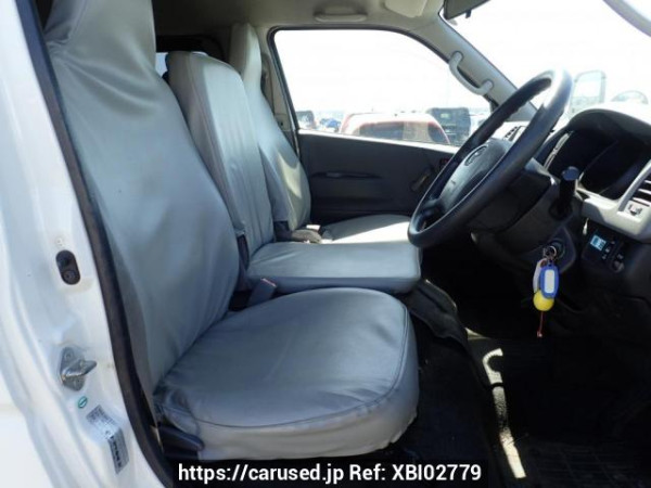 Used 2006 AT toyota hiace-van KDH205K Image[11]