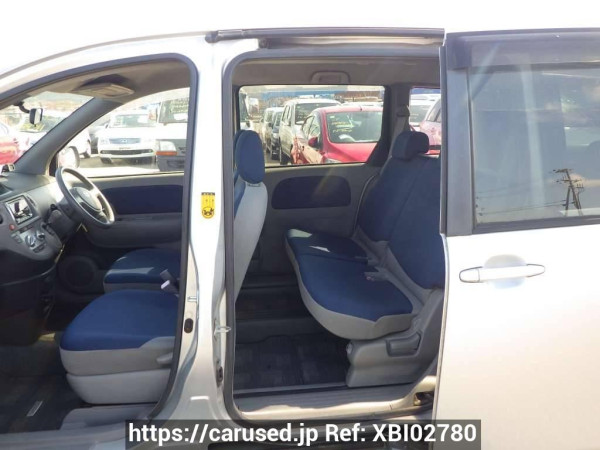 Used 2004 AT toyota sienta NCP81G Image[24]