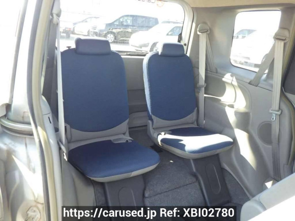 Used 2004 AT toyota sienta NCP81G Image[26]