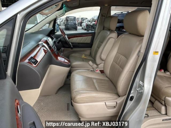 Used 2004 AT toyota alphard MNH10W Image[13]