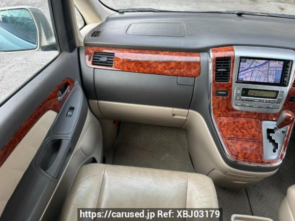 Used 2004 AT toyota alphard MNH10W Image[20]