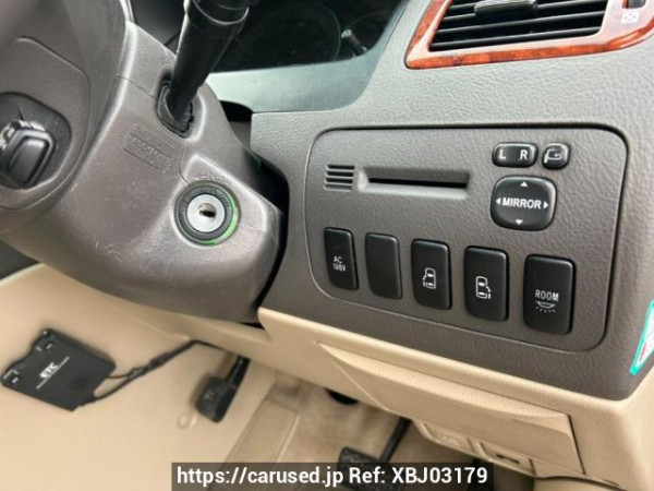 Used 2004 AT toyota alphard MNH10W Image[30]