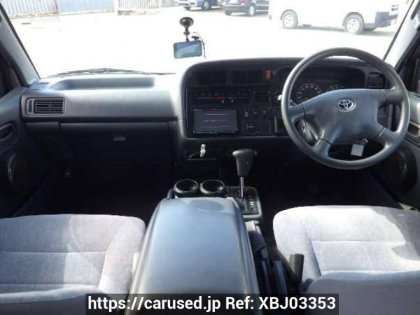 Used 2004 AT toyota regiusace-van TRH112V Image[16]