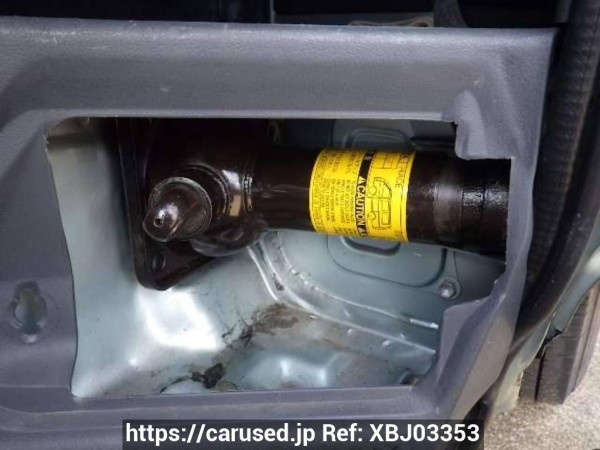 Used 2004 AT toyota regiusace-van TRH112V Image[38]