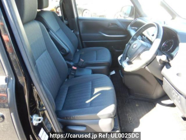 Used 2022 AT toyota voxy MZRA90W Image[10]