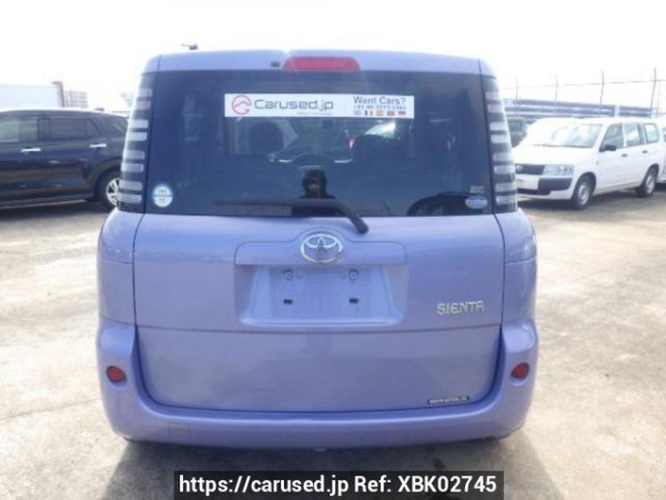 Used 2004 AT toyota sienta NCP81G Image[5]