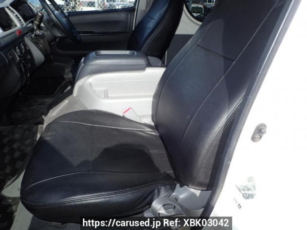 Used 2005 AT toyota hiace-wagon TRH214W Image[12]