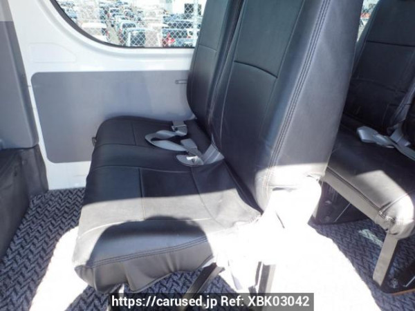 Used 2005 AT toyota hiace-wagon TRH214W Image[13]
