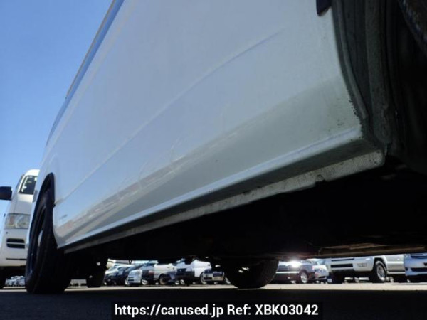 Used 2005 AT toyota hiace-wagon TRH214W Image[33]