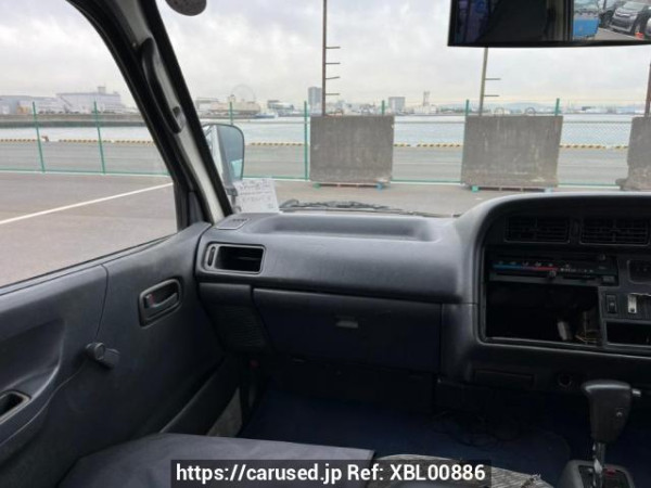 Used 2004 AT toyota hiace-van TRH112V Image[17]