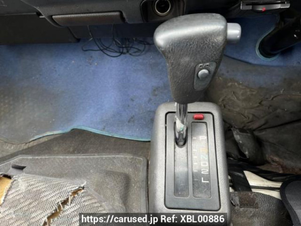 Used 2004 AT toyota hiace-van TRH112V Image[23]