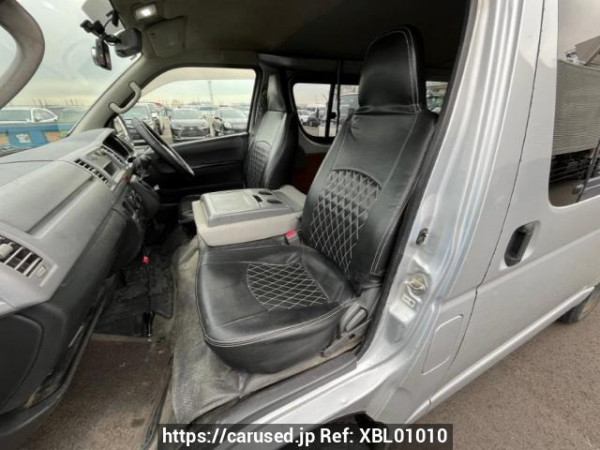 Used 2006 AT toyota regiusace-van KDH200V Image[13]