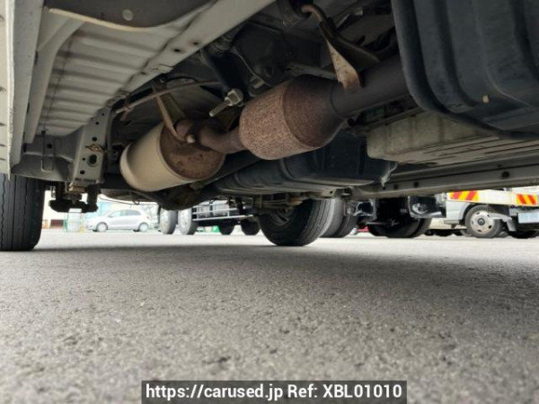 Used 2006 AT toyota regiusace-van KDH200V Image[35]