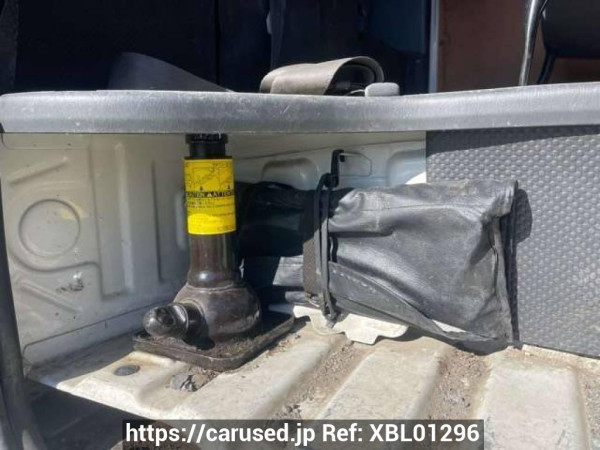 Used 2009 AT toyota hiace-van KDH201V Image[46]