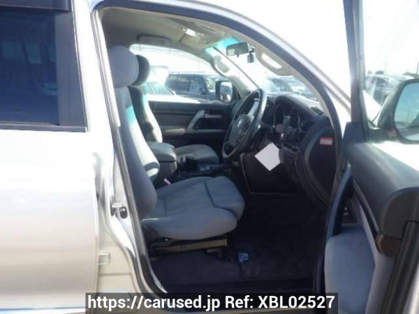 Used 2008 AT toyota land-cruiser UZJ200W Image[11]